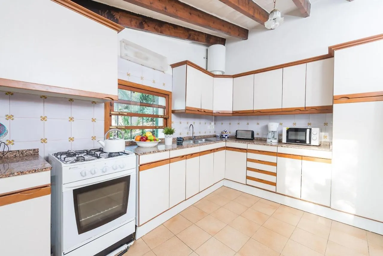 Vila A Baix Des Puig Sóller 0*,  Španělsko